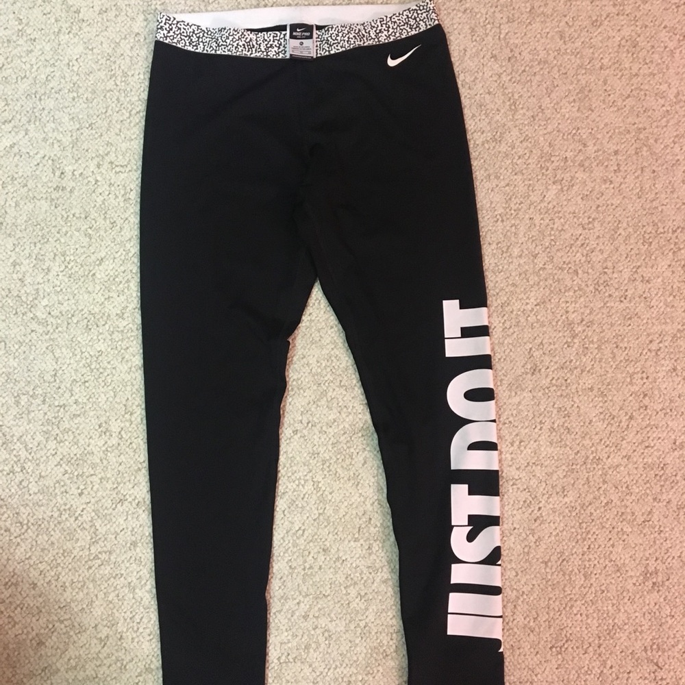 Nike Thermal Leggings